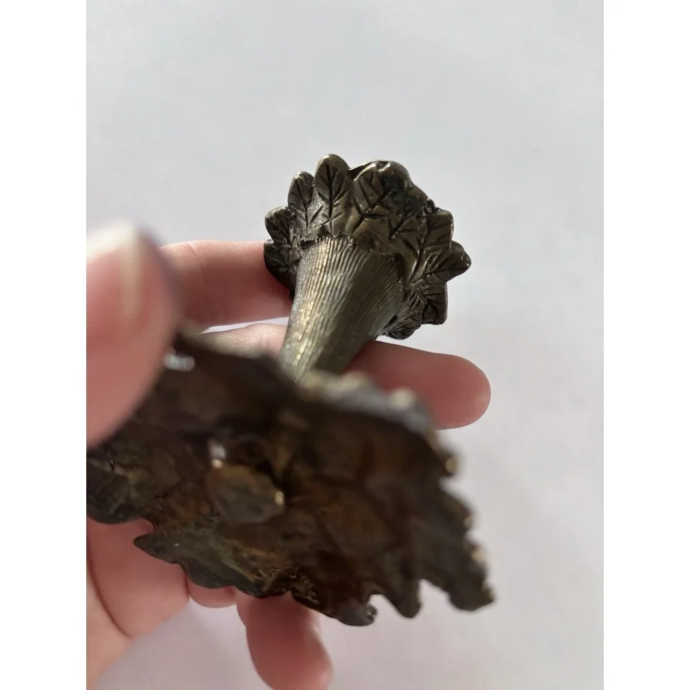 Beautiful‎ Vintage Bronze, Candlestick Holder Grapes Made In The USA. 2035. 3